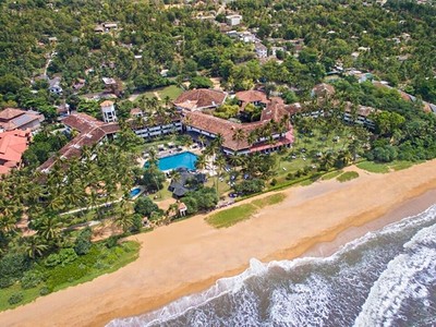 Tangerine Beach Hotel